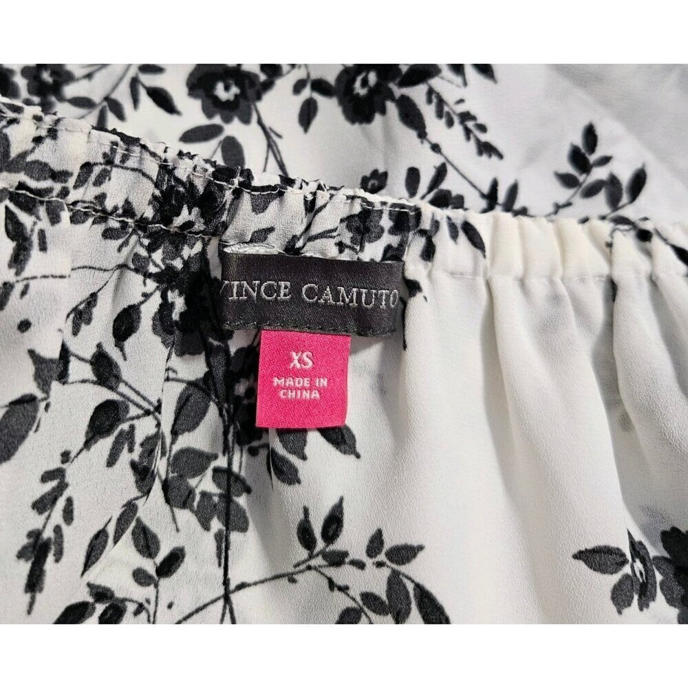 Vince Camuto Womens Sz XS Peasant Top Floral Print Ruffled Neckline Lightweight - Picture 5 of 5